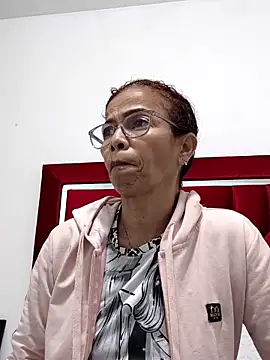 Snapshot of Merybeks chatting on 03-02-26, 10:44 Merybeks online show from 03-02-26, 10:44