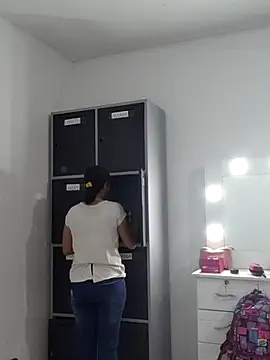 Merybeks online show from 10-25-25, 10:36