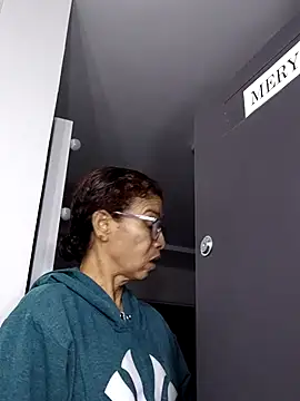 Snapshot of Merybeks chatting on 03-08-26, 11:02 Merybeks online show from 03-08-26, 11:02