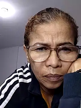 Snapshot of Merybeks chatting on 02-02-26, 10:36 Merybeks online show from 02-02-26, 10:36