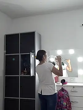 Merybeks online show from 10-09-25, 10:38