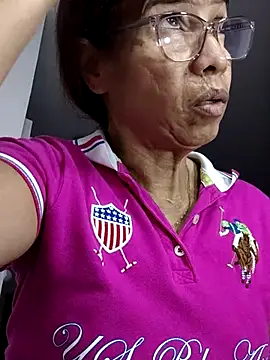 Snapshot of Merybeks chatting on 03-14-26, 10:43 Merybeks online show from 03-14-26, 10:43