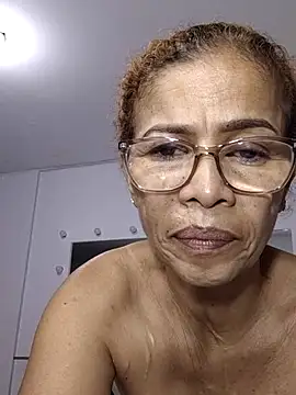 Snapshot of Merybeks chatting on 02-03-26, 10:42 Merybeks online show from 02-03-26, 10:42