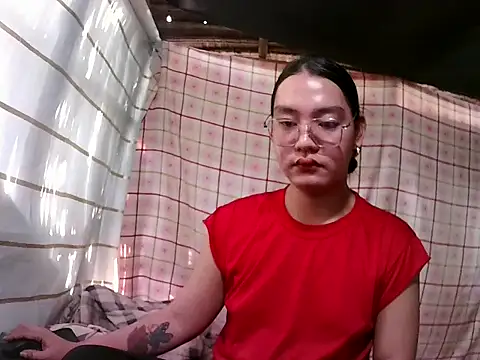 Snapshot of asian_janella chatting on 02-02-26, 12:20 asian janella online show from 02-02-26, 12:20