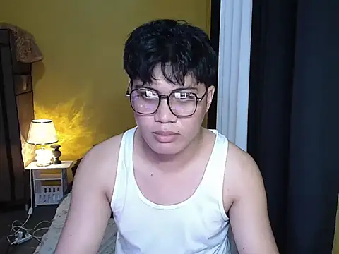 Snapshot of Lowel_Smith chatting on 09-26-25, 01:07 Lowel Smith online show from 09-26-25, 01:07