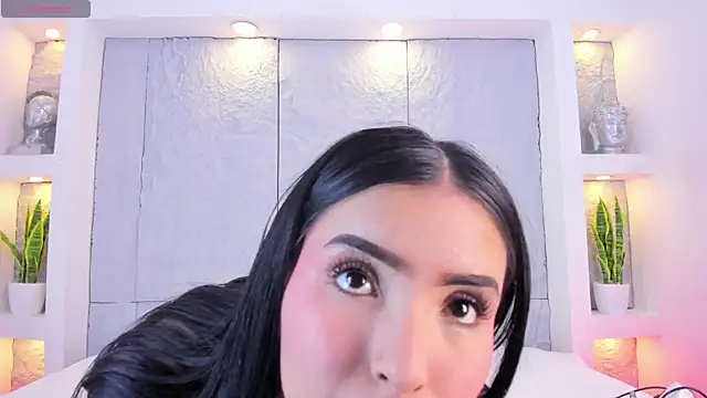 LovelyEyesx online show from 04-10-26, 05:09