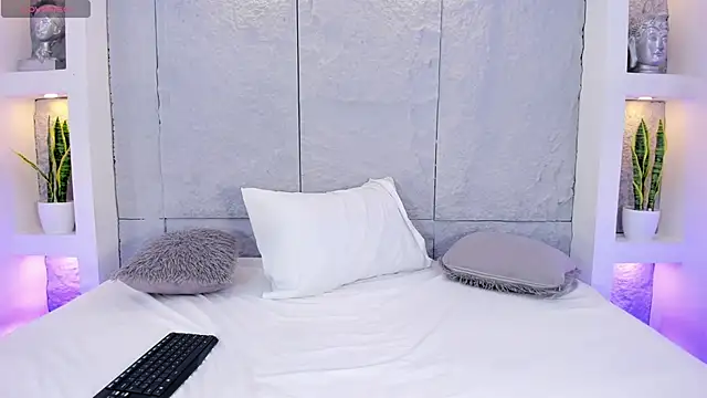 LovelyEyesx online show from 03-29-26, 11:56