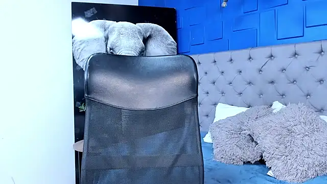 andres-clark92 online show from 10-03-25, 05:47