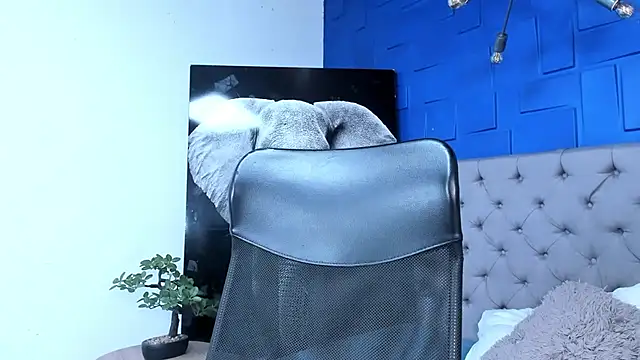 andres-clark92 online show from 10-04-25, 05:47