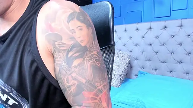 andres-clark92 online show from 10-18-25, 05:59