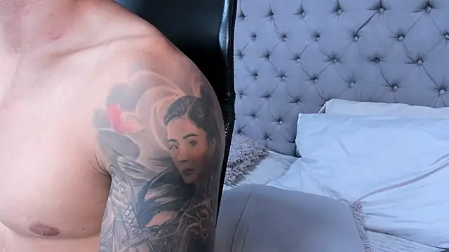 andres-clark92 online show from 11-10-25, 06:13