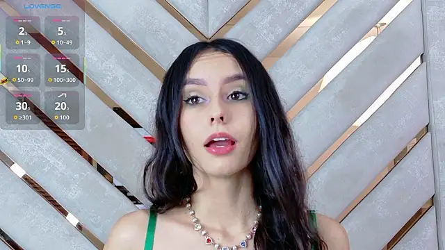 Sarah-Grace online show from 02-11-26, 01:05