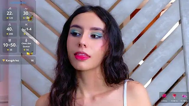 Sarah-Grace online show from 10-30-25, 02:54