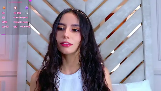 Sarah-Grace online show from 10-25-25, 02:44