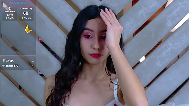 Sarah-Grace online show from 11-05-25, 02:25