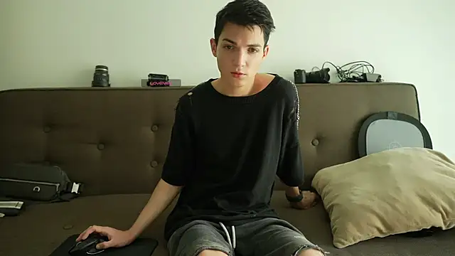 MattyandAiden online show from 04-11-26, 04:21