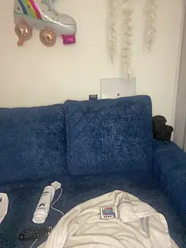 juliana-mancini online show from 04-14-26, 10:09