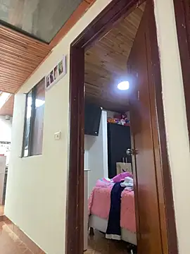 juliana-mancini online show from 01-08-26, 06:25