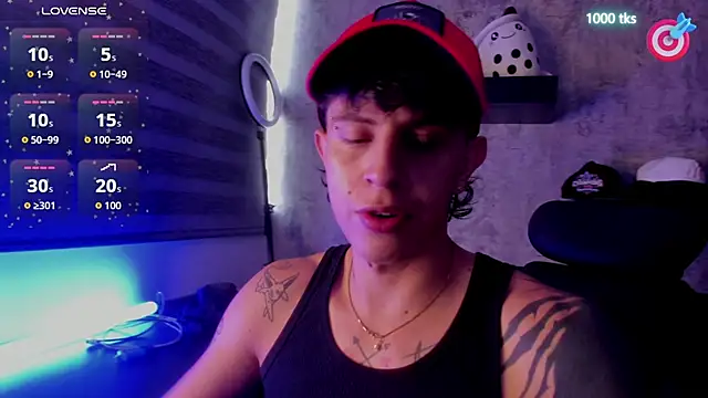 CALLMENIICO online show from 05-20-26, 04:59