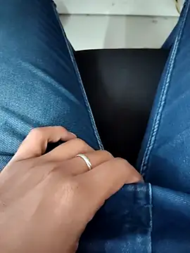 ddllrr224 online show from 11-10-25, 07:02