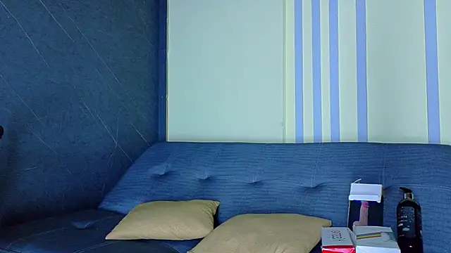 ALANNFERRER online show from 04-08-26, 10:06