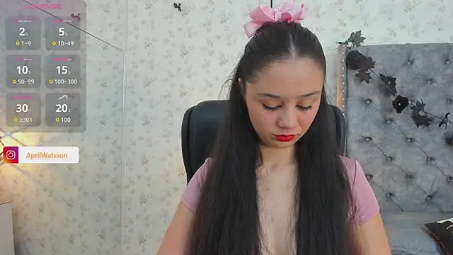 Snapshot of Aprilwatson chatting on 10-21-25, 07:46 Aprilwatson online show from 10-21-25, 07:46