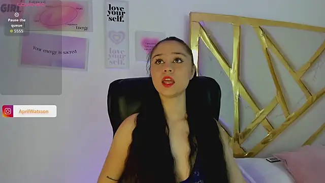 Snapshot of Aprilwatson chatting on 10-05-25, 01:46 Aprilwatson online show from 10-05-25, 01:46