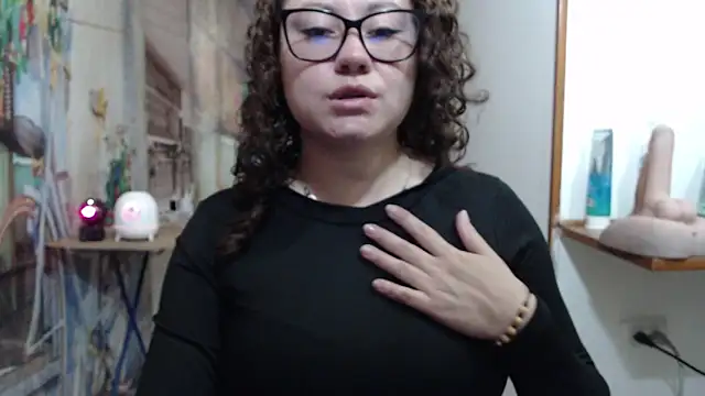 greeneyes nurse online show from 02-20-26, 03:03