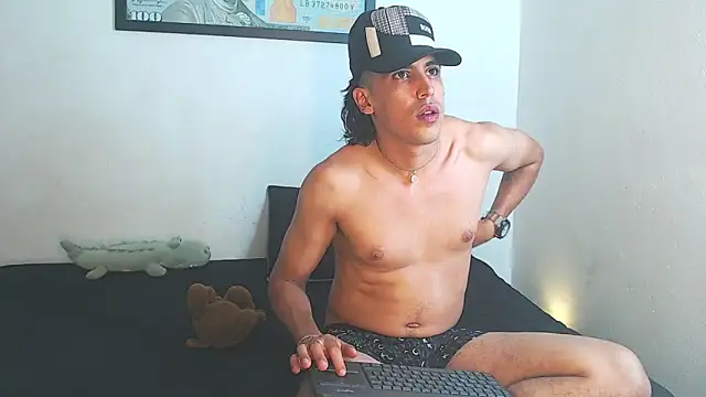 Robisson zack online show from 11-13-25, 02:48