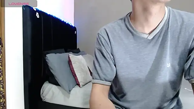 Matteo12  online show from 01-15-26, 07:01