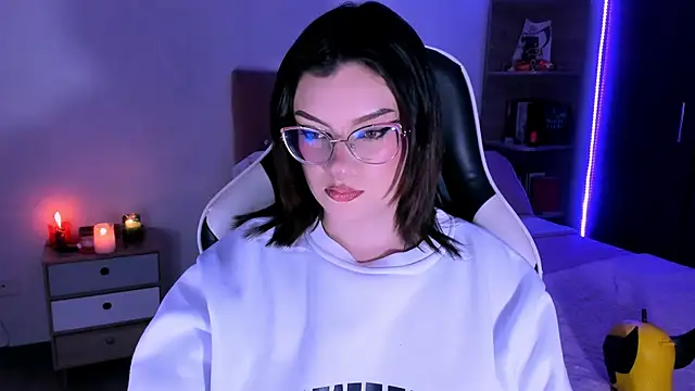 OphelianaRose33 online show from 10-27-25, 10:54