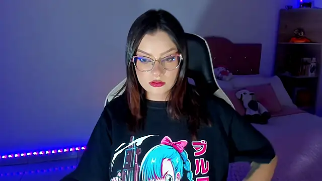 OphelianaRose33 online show from 04-10-26, 11:12