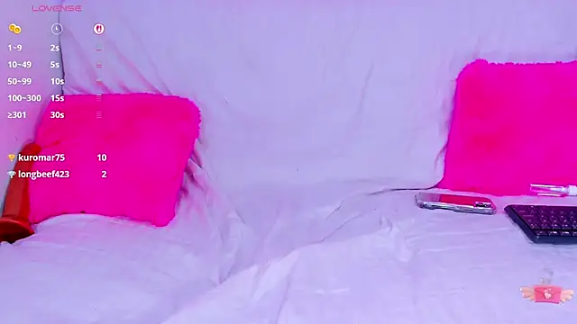 jazlyn G online show from 12-13-25, 08:04