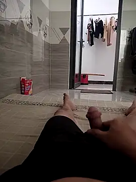 Tan32 11 online show from 02-24-26, 03:07