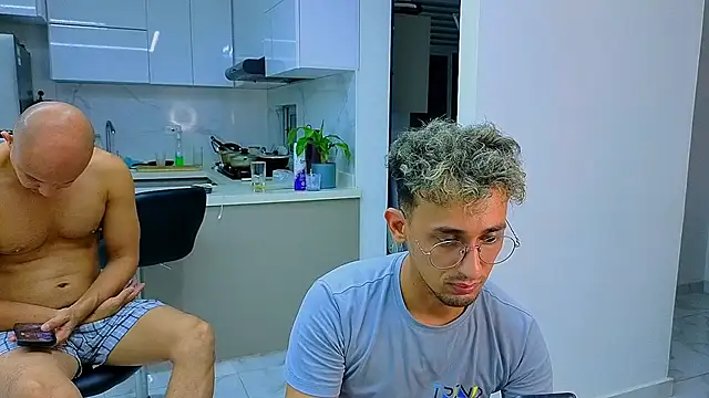 twoboyssex online show from 05-08-26, 01:53