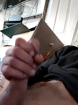 Hungwell1515 online show from 02-15-26, 12:59