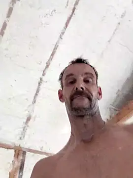 Hungwell1515 online show from 12-19-25, 08:00