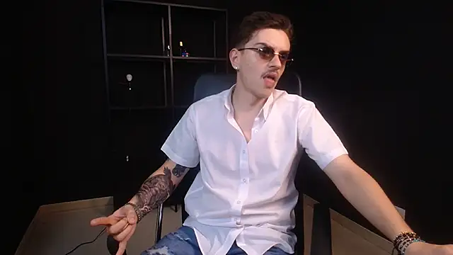Snapshot of FelixStarkk chatting on 07-19-26, 06:11 FelixStarkk online show from 07-19-26, 06:11