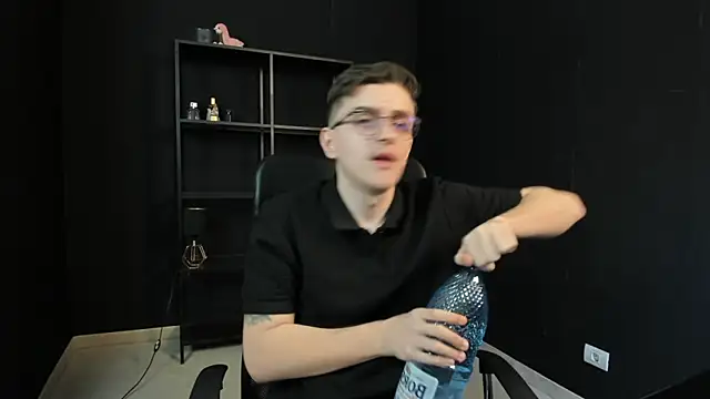 FelixStarkk online show from 05-04-26, 05:33