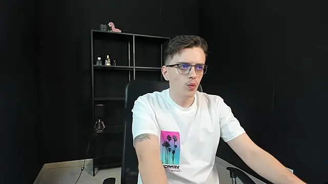 FelixStarkk online show from 05-06-26, 04:16