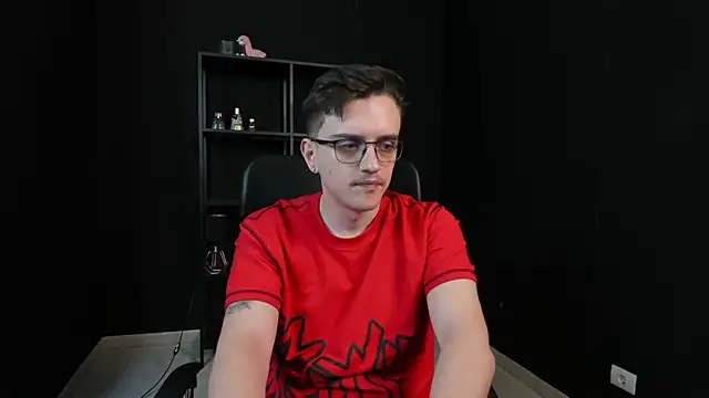 FelixStarkk online show from 05-11-26, 06:37