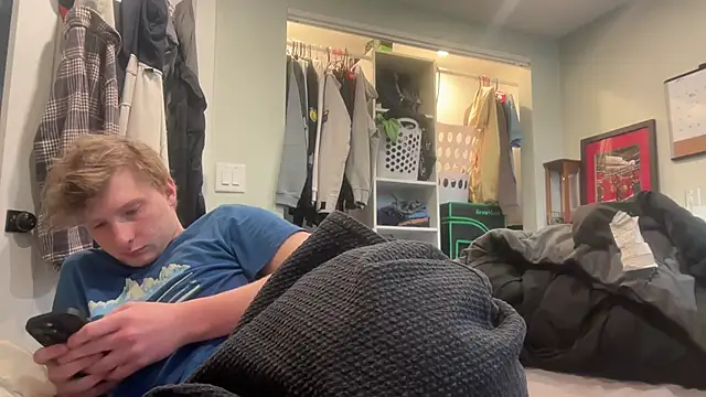 Novvikk88 online show from 04-10-26, 05:31