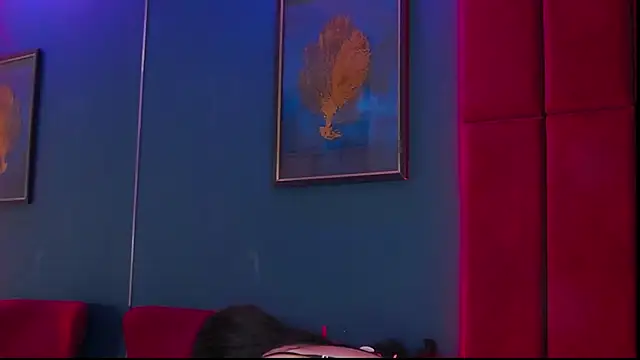 AdelynnReeds online show from 11-19-25, 06:46