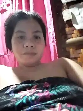 Snapshot of phoenix_1994 chatting on 10-05-25, 01:24 phoenix 1994 online show from 10-05-25, 01:24