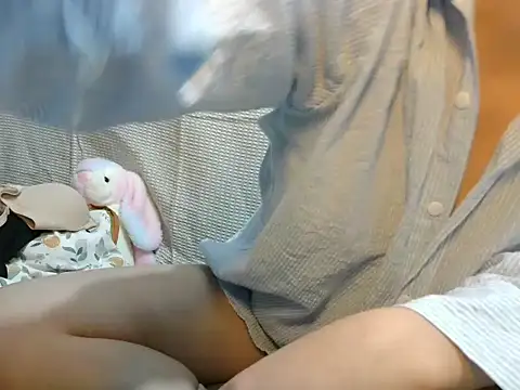 Zuuumon online show from 11-02-25, 02:22