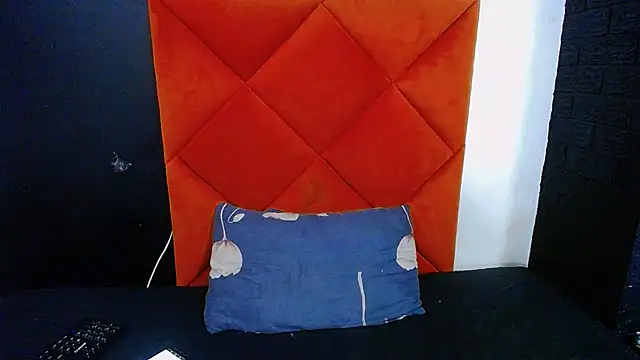 ItsMsBankss02 online show from 01-07-26, 07:30