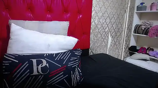 ItsMsBankss02 online show from 11-03-25, 12:38