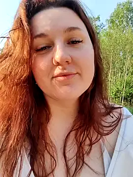 love me  tonight  online show from 05-19-26, 04:47