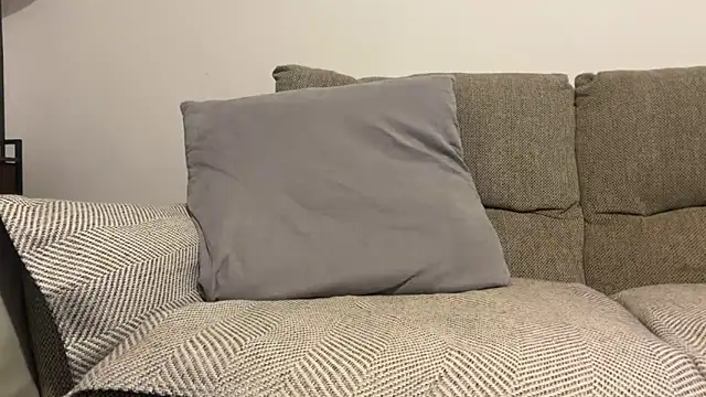 That English Rose  online show from 03-12-26, 06:50