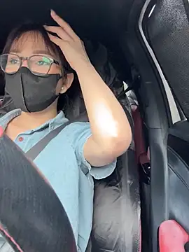 Linh 2004 online show from 09-16-25, 06:36